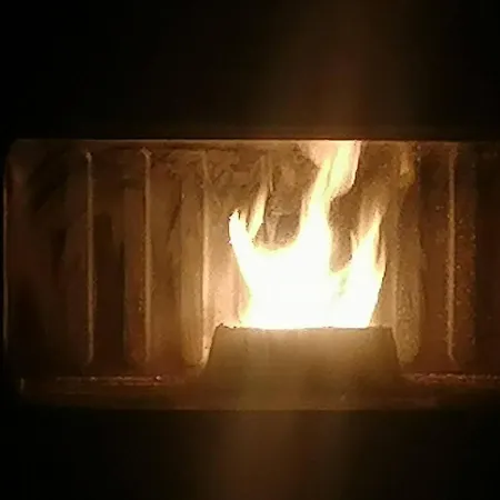 Cozy And Tranquil Double With Large Desk